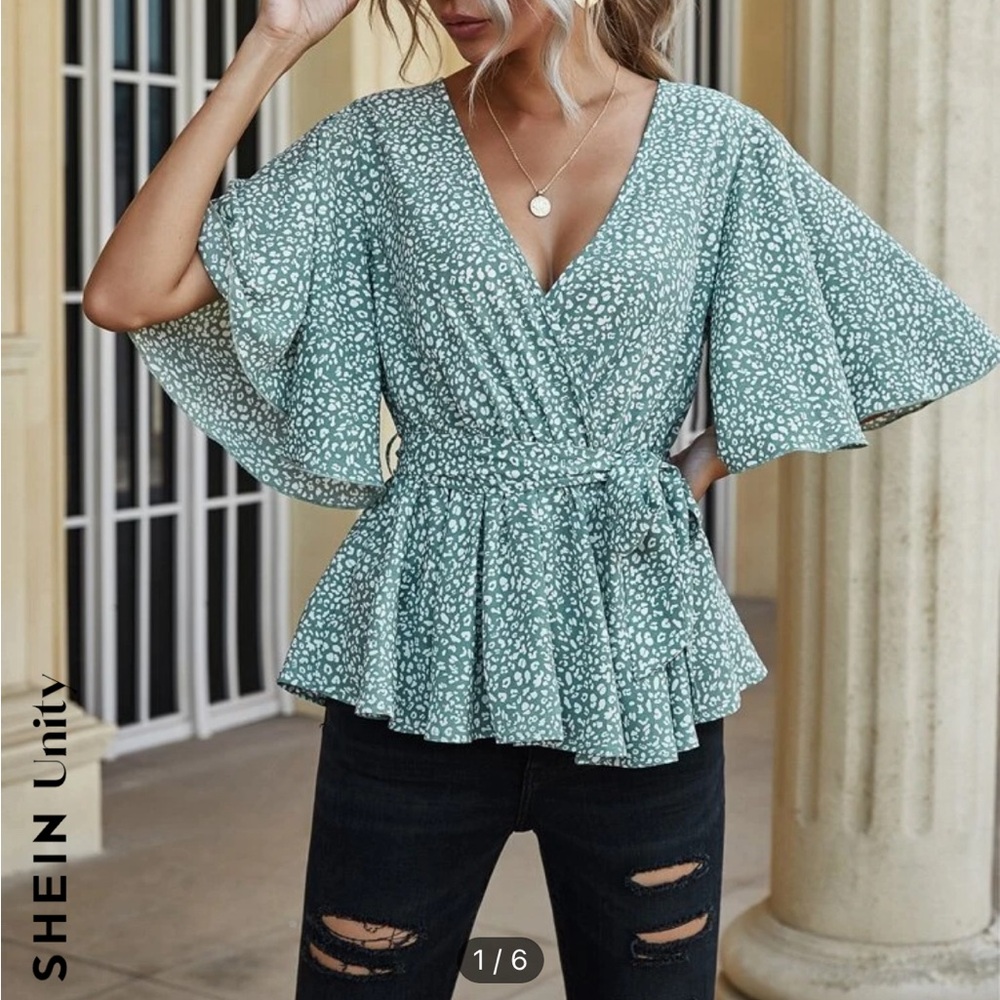 SHEIN Belted Top